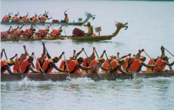 dragon boat racing