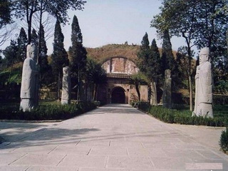 Yongling tomb