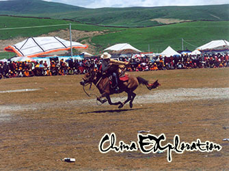 litang-horse-riding