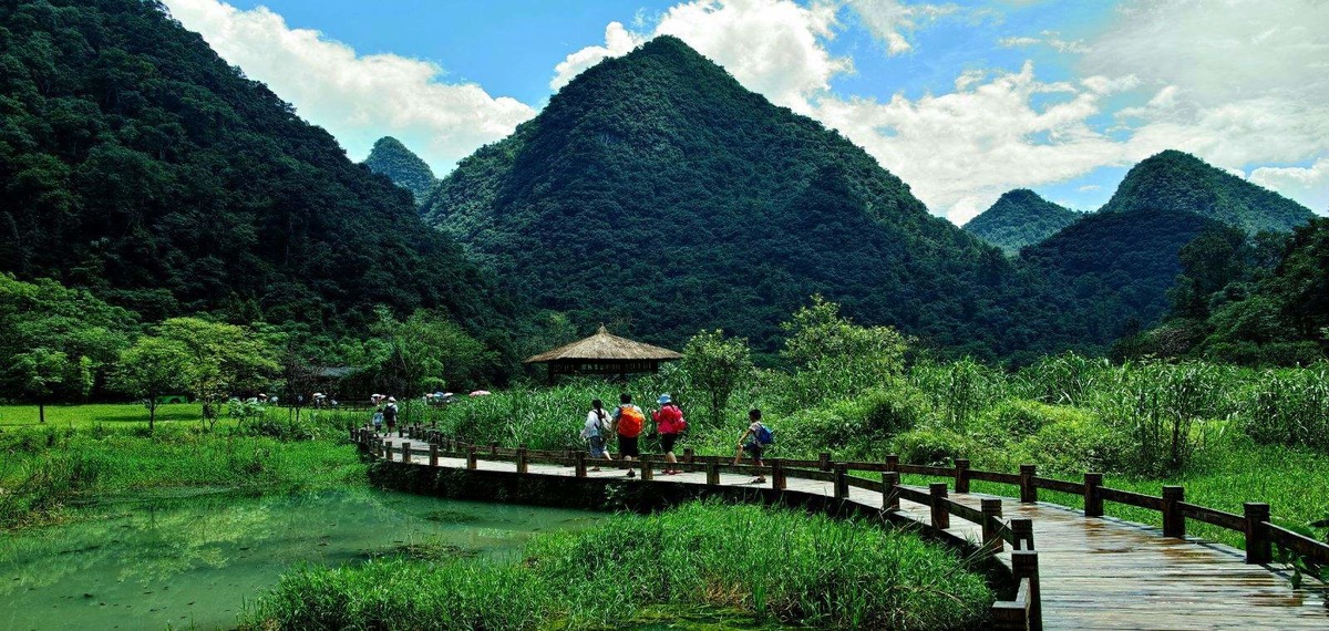 Emeishan Mountain