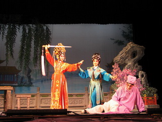 Famous-Canton-Opera