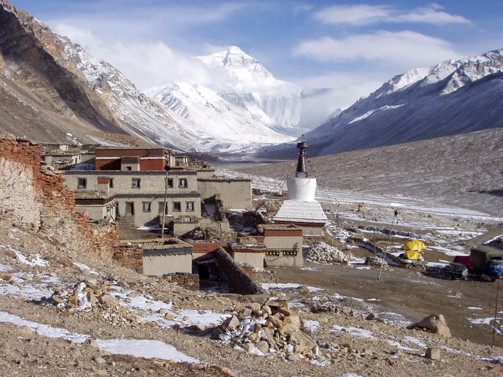 rongbuk monastery