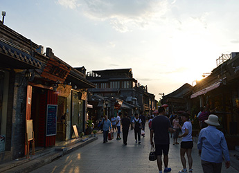 Beijing yandaixie Street Hutong