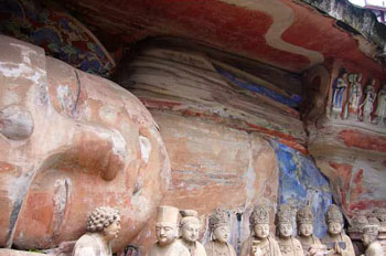 dazu rock carvings